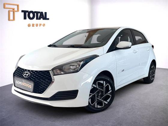 HYUNDAI HB20 1.6 COMFORT PLUS 16V FLEX 4P MANUAL HYUNDAI HB20 1.6 COMFORT PLUS 16V FLEX 4P MANUAL